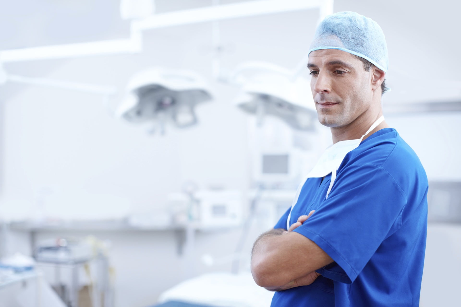 How to treat varicose veins and avoiding complications?
