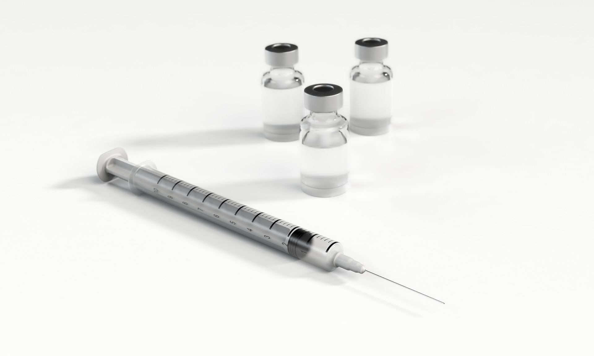 How to treat varicose veins and avoiding complications?